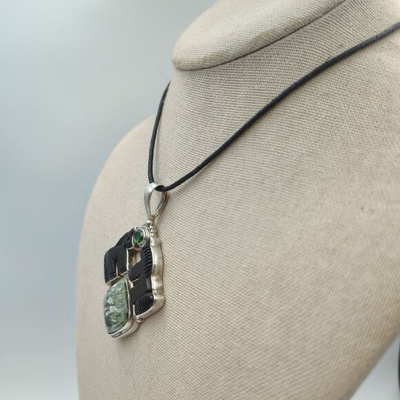 Vintage Sajen Sterling Silver 925 Carved Horse Onyx Seraphinite Peridot Pendant - Picture 7 of 14